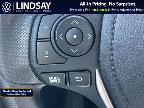 Used 2015 Toyota Corolla LE FWD image 20