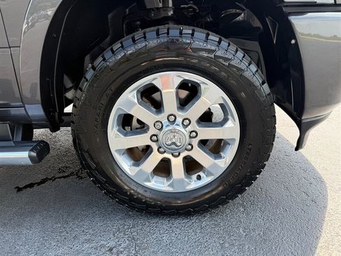 Used 2022 RAM 2500 Laramie AWD/4WD image 30