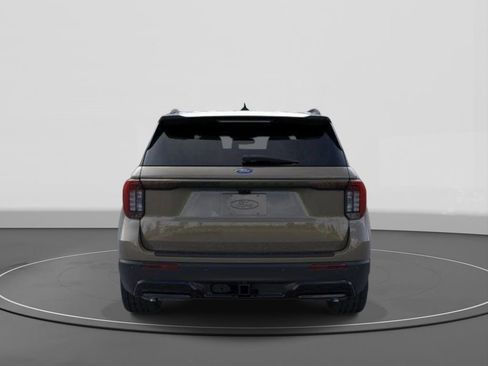 New 2026 Ford Explorer ST-Line RWD image 5