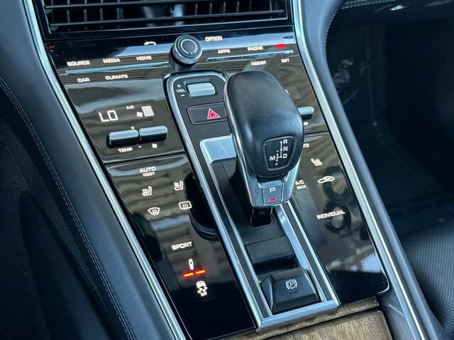 Used 2018 Porsche Panamera 4S AWD/4WD image 24