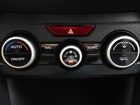 Used 2019 Subaru Crosstrek 2.0i Limited w/ Popular Package #2 image 18