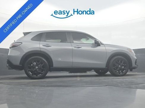 Certified 2025 Honda HR-V Sport image 33