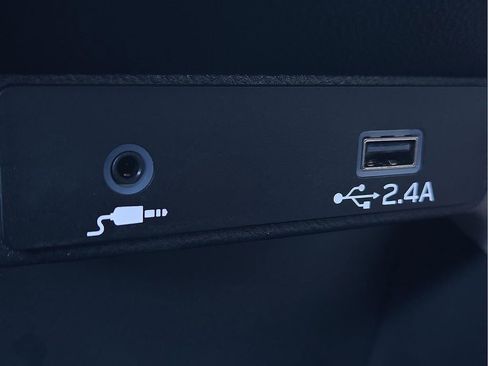 Certified 2025 Subaru Forester image 16