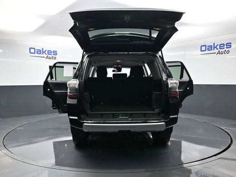 Used 2024 Toyota 4Runner TRD Off-Road image 57