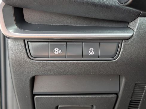 Used 2024 MAZDA MAZDA3 s FWD image 19