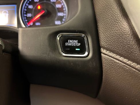 Used 2020 GMC Acadia SLE AWD/4WD image 42