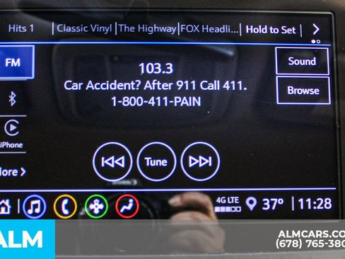 Used 2024 Chevrolet Malibu LT image 34