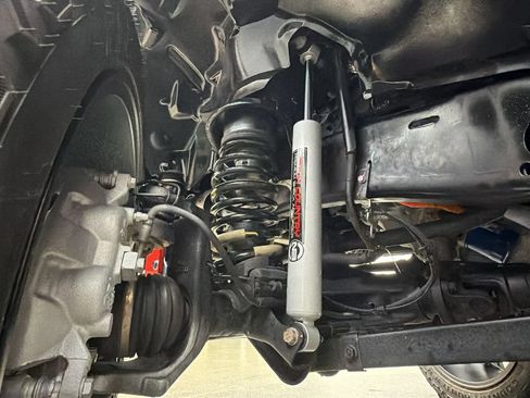 Used 2024 Jeep Wrangler Unlimited AWD/4WD image 16