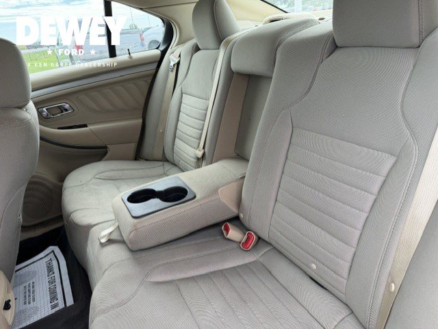 Used 2018 Ford Taurus SE FWD image 24