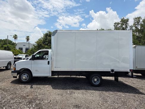 New 2026 Chevrolet Express 4500 w/ Power Convenience Package RWD image 5