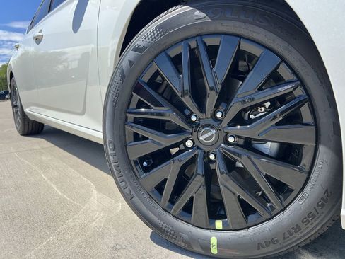 New 2026 Nissan Altima 2.5 SV FWD image 6