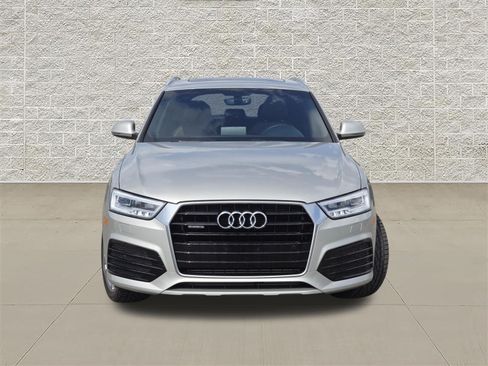 Used 2016 Audi Q3 2.0T Prestige AWD/4WD image 2