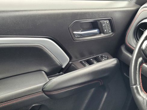 Used 2023 Chevrolet Colorado Z71 w/ Z71 Convenience Package 2 image 31