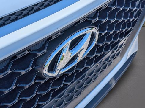 Used 2019 Hyundai Kona SEL FWD image 5