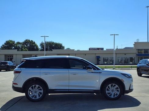 Certified 2024 Lincoln Corsair FWD image 21
