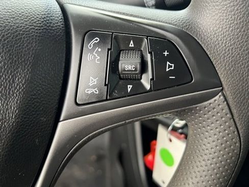 Used 2020 Chevrolet Spark LT image 27