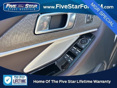 New 2026 Ford Explorer Platinum RWD image 28