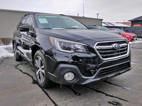 Used 2019 Subaru Outback 2.5i Limited image 1