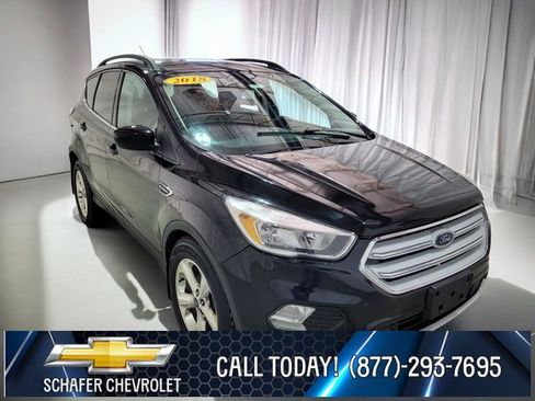 Used 2018 Ford Escape SE image 11