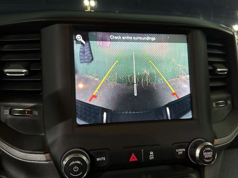 Used 2020 RAM 3500 Tradesman image 19