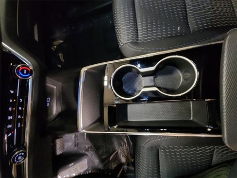 Certified 2025 Chevrolet Equinox LT w/ Safety and Technology Package image 21