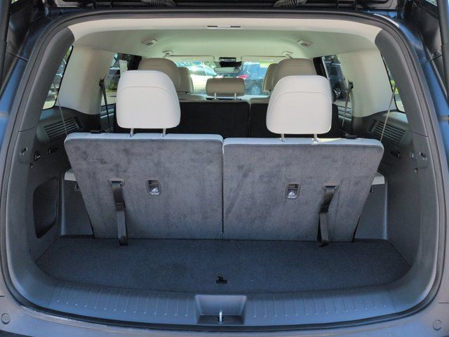 Used 2026 Hyundai Santa Fe SEL FWD image 12