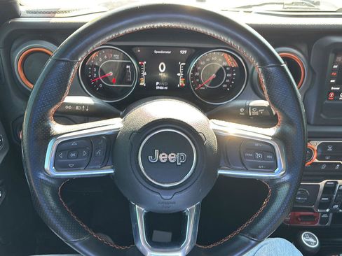 Used 2021 Jeep Gladiator Mojave AWD/4WD image 10