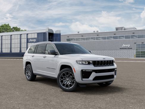 New 2026 Jeep Grand Cherokee L Summit AWD/4WD image 5
