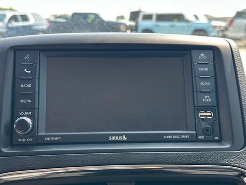 Used 2018 Dodge Grand Caravan SE w/ UConnect Hands-Free Group FWD image 31