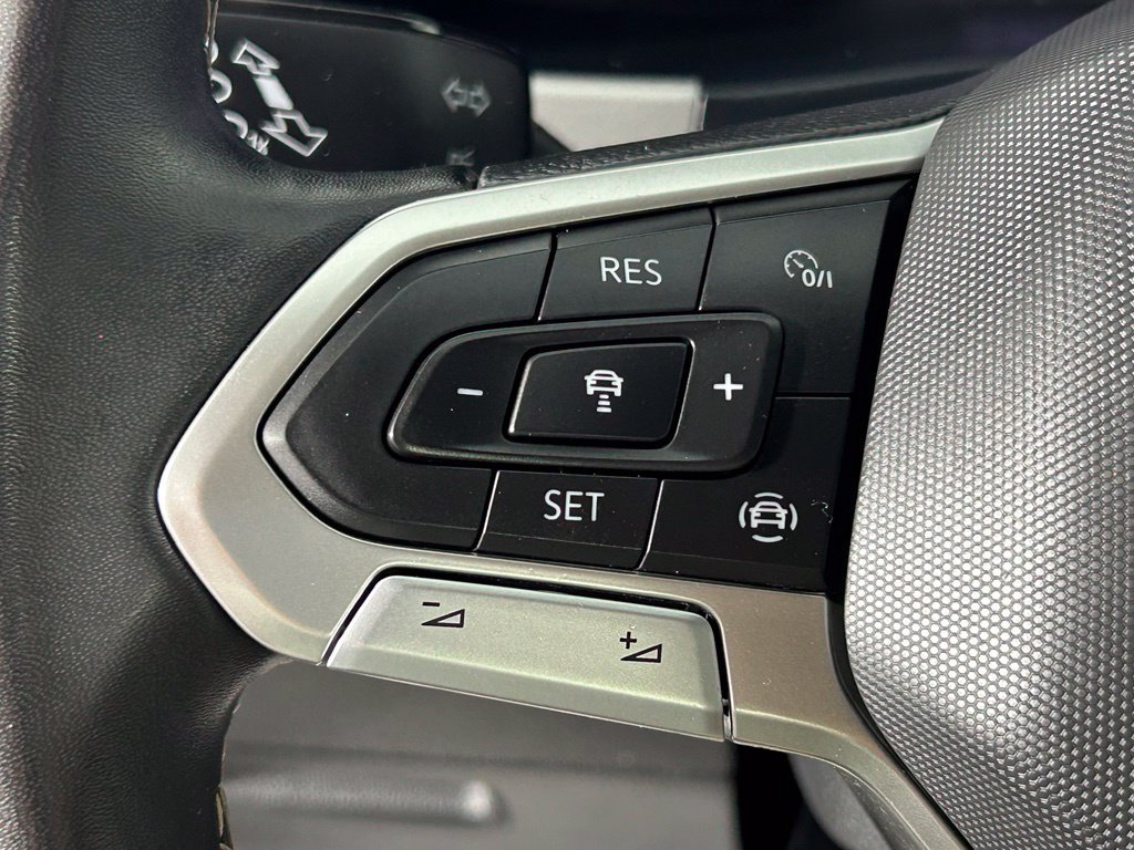 Used 2023 Volkswagen Atlas SE w/ Panoramic Sunroof Package AWD/4WD image 28