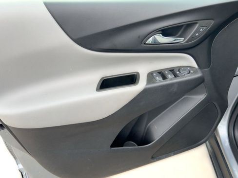 Certified 2023 Chevrolet Equinox LS w/ Driver Confidence II Package image 13