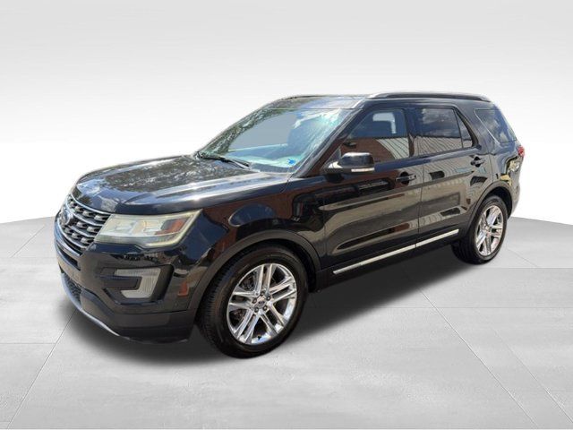 Used 2016 Ford Explorer XLT w/ Equipment Group 202A FWD image 29
