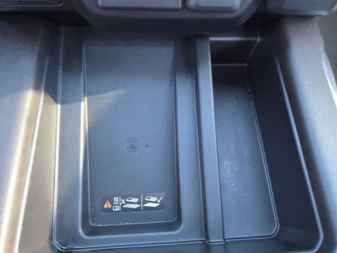 Used 2019 GMC Sierra 1500 SLT w/ SLT Premium Plus Package image 11