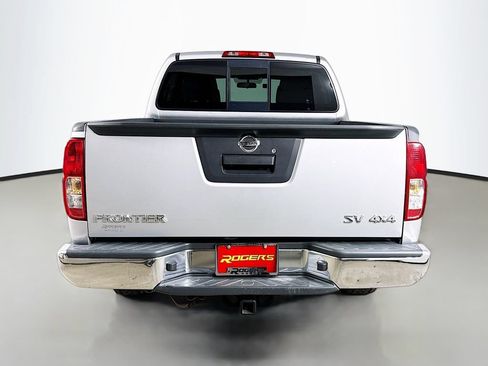 Used 2018 Nissan Frontier SV AWD/4WD image 7
