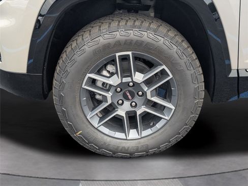 New 2026 GMC Terrain AT4 AWD/4WD image 36