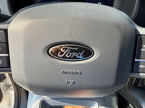 Used 2024 Ford F150 Lariat w/ FX4 Off-Road Package AWD/4WD image 27