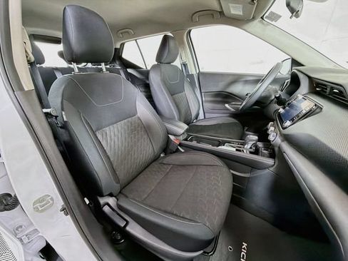 Certified 2023 Nissan Kicks SV FWD image 31