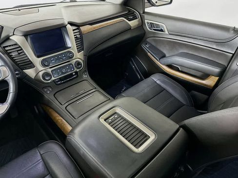 Used 2019 GMC Yukon Denali w/ Open Road Package image 11