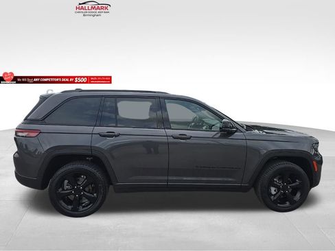 Used 2024 Jeep Grand Cherokee Limited w/ Black Appearance Package RWD image 2