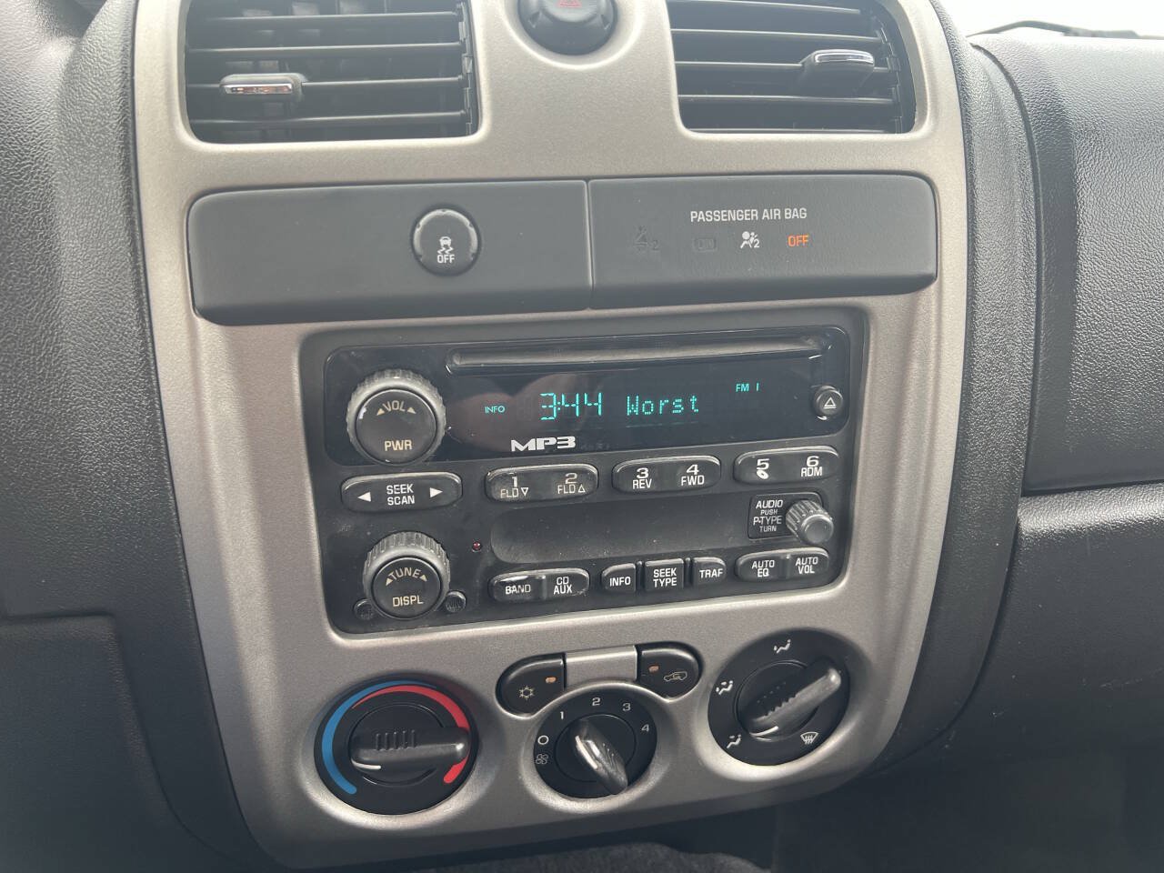 Used 2012 Chevrolet Colorado LT RWD image 11