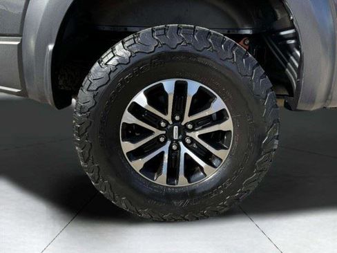 Used 2019 Ford F150 Raptor w/ Equipment Group 802A Luxury AWD/4WD image 52