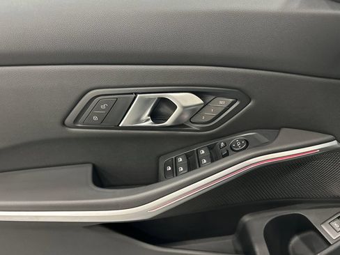 Used 2025 BMW 330i Sedan RWD image 11