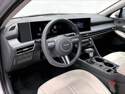 New 2025 Hyundai Sonata SE image 13