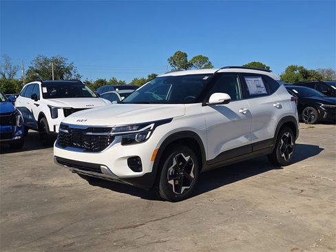 New 2026 Kia Seltos EX image 4