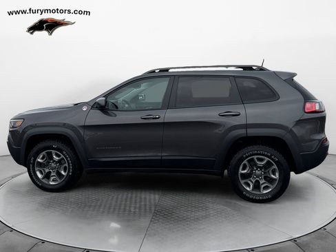 Used 2019 Jeep Cherokee Trailhawk w/ Cold Weather Group AWD/4WD image 6