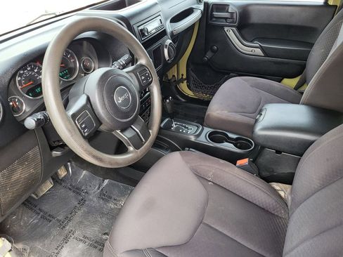 Used 2013 Jeep Wrangler Unlimited Sport image 9