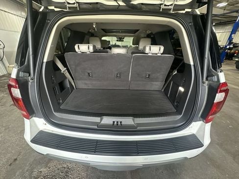 Used 2021 Ford Expedition XLT AWD/4WD image 25