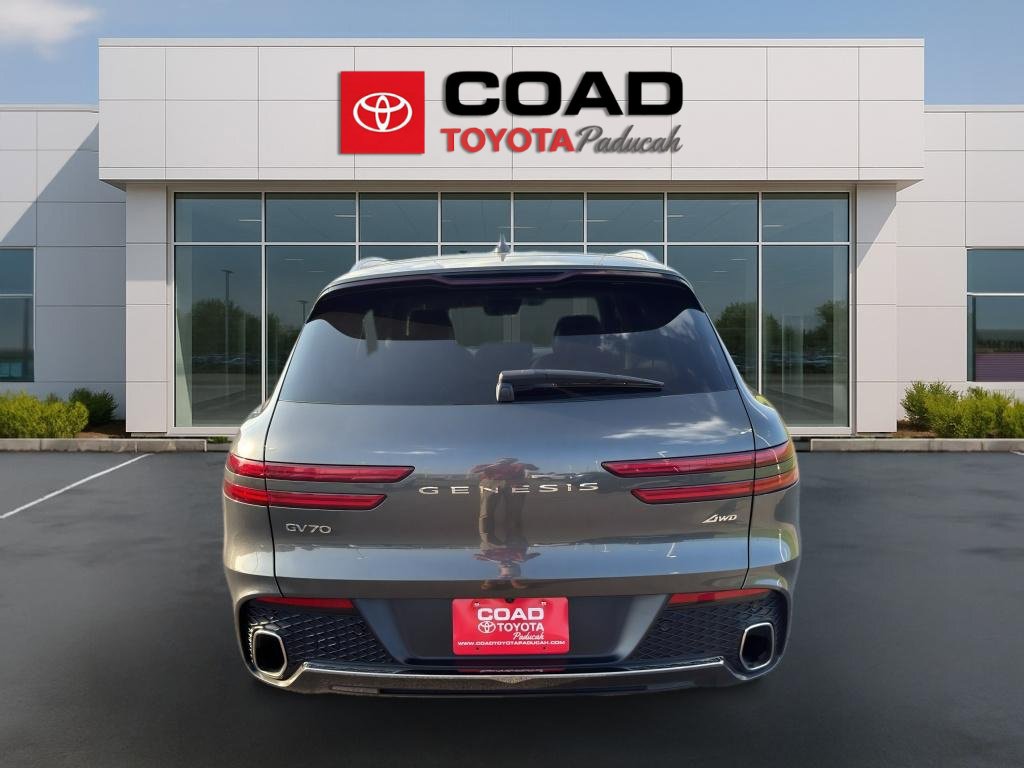 Used 2025 Genesis GV70 2.5T AWD/4WD image 4