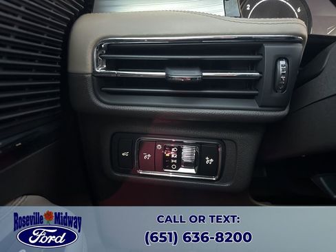 Used 2022 Lincoln Corsair AWD w/ Premium Package image 27