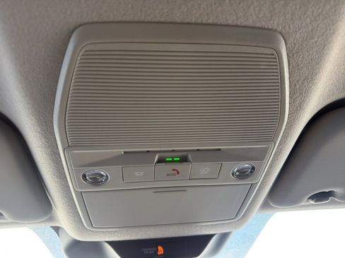 New 2026 Nissan Kicks SR image 22